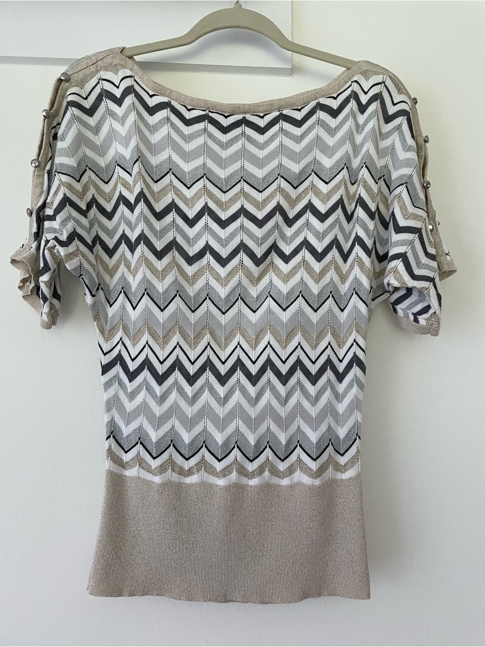 White House Black Market Boat Neck Sweater White with Gold Silver Black Zigzag
